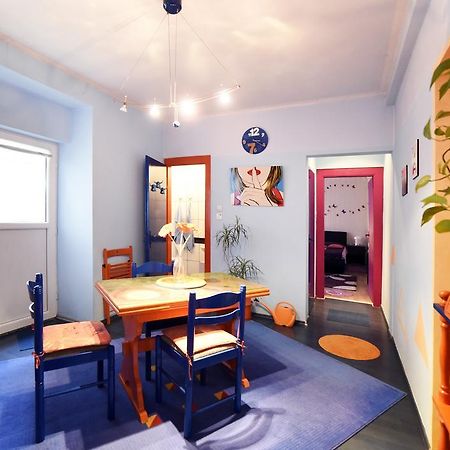 Apartment Orange Purple Blue Zagreb Luaran gambar