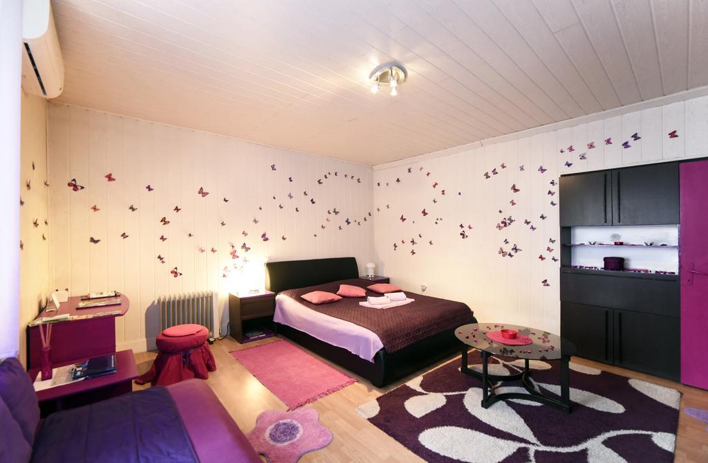 Apartment Orange Purple Blue Zagreb Luaran gambar